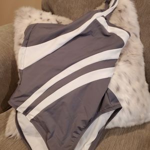 One shoulder swimsuit adjustable strap